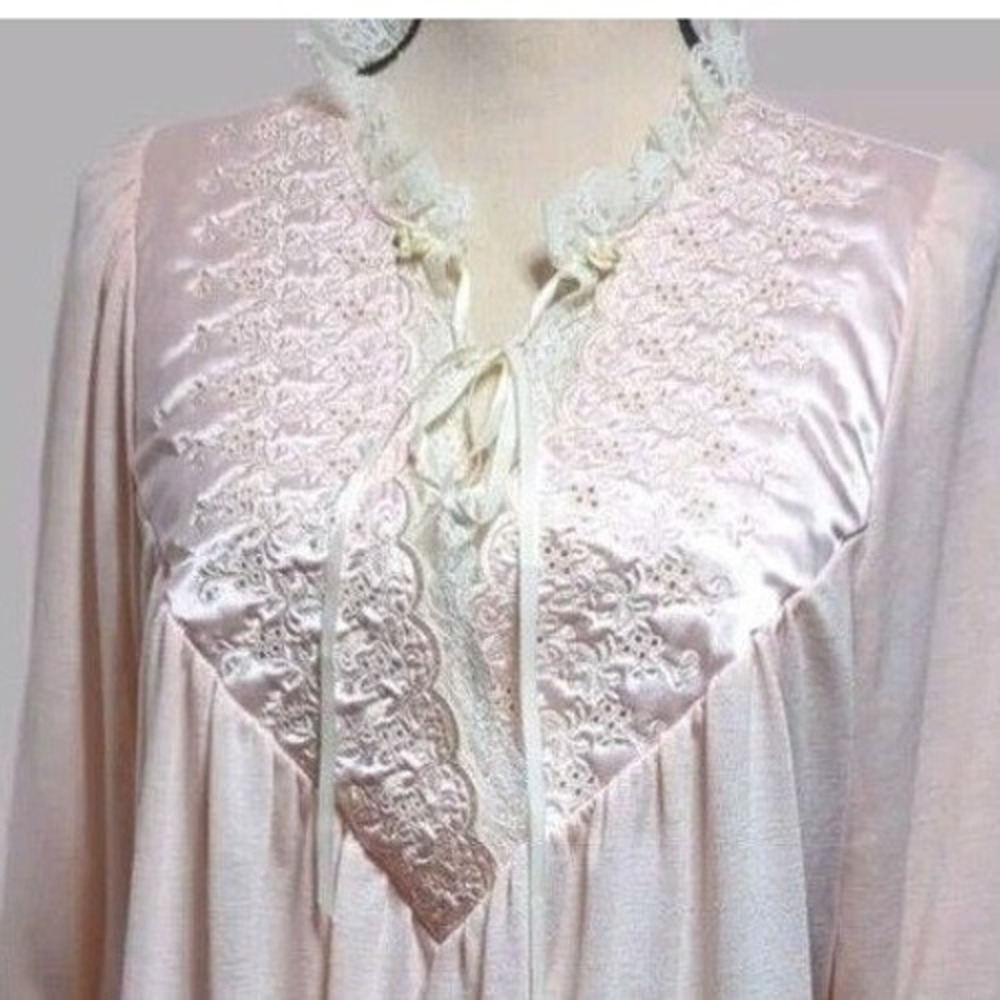 Vtg Women's Indulgence Nightgown Pink Sz M Lace Angelic Feminine Fairy 90s Y2K